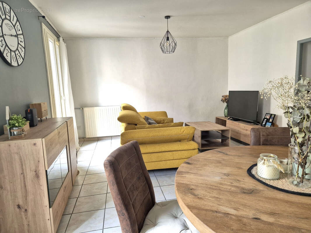 Maison à SERVIAN