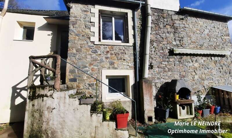 Maison à MUR-DE-BRETAGNE