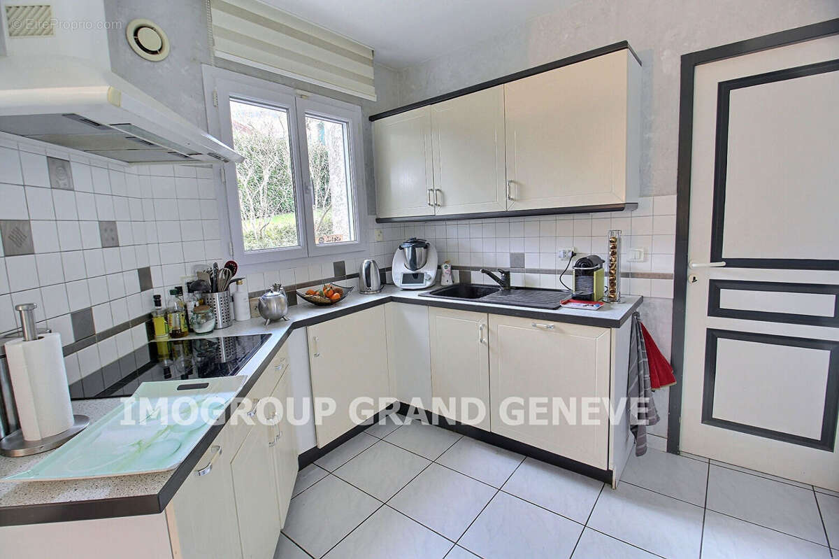 Maison à SAINT-CERGUES