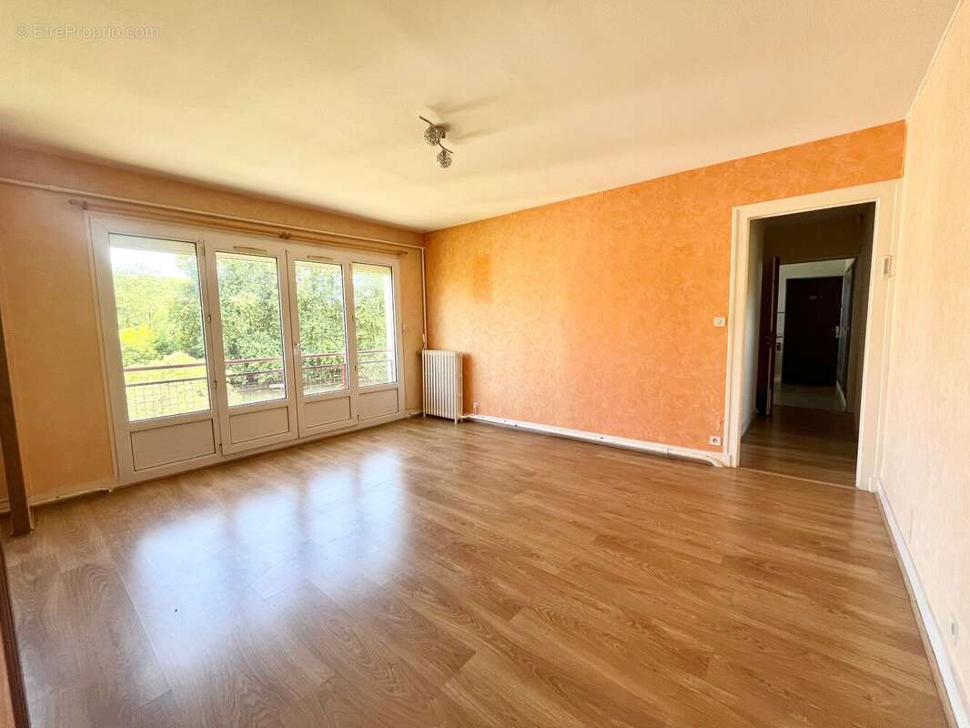 Appartement 73 m² à Saint-Astier  - photo 437