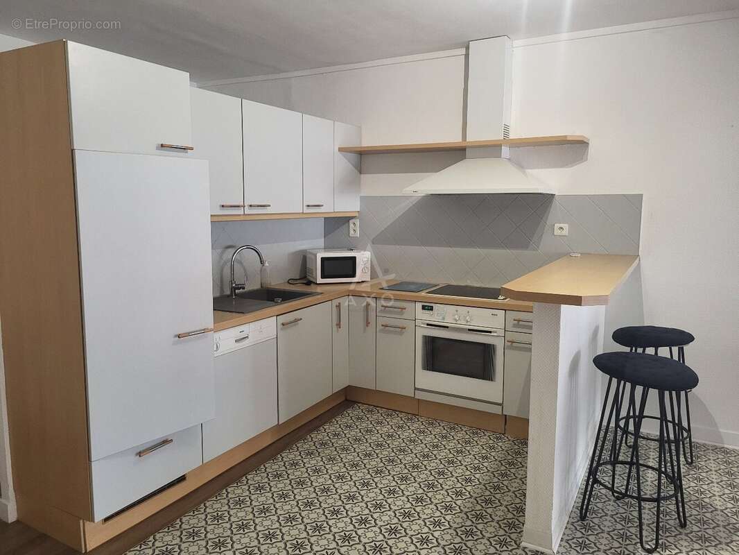 Epernay-hyper centre : appartement loue en meuble de 94,20 m² avec cellier privatif - photo 3
