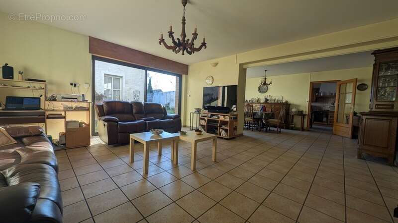 Appartement à AIRE-SUR-LA-LYS