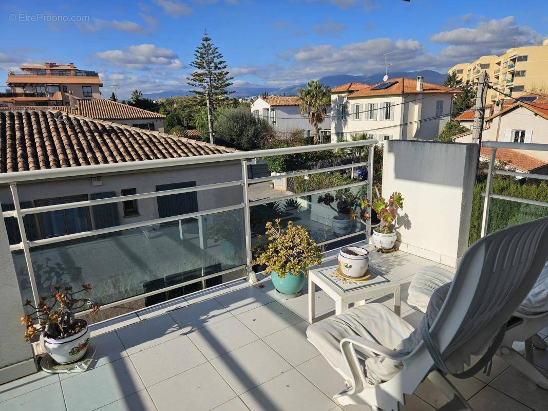 Appartement à CAGNES-SUR-MER