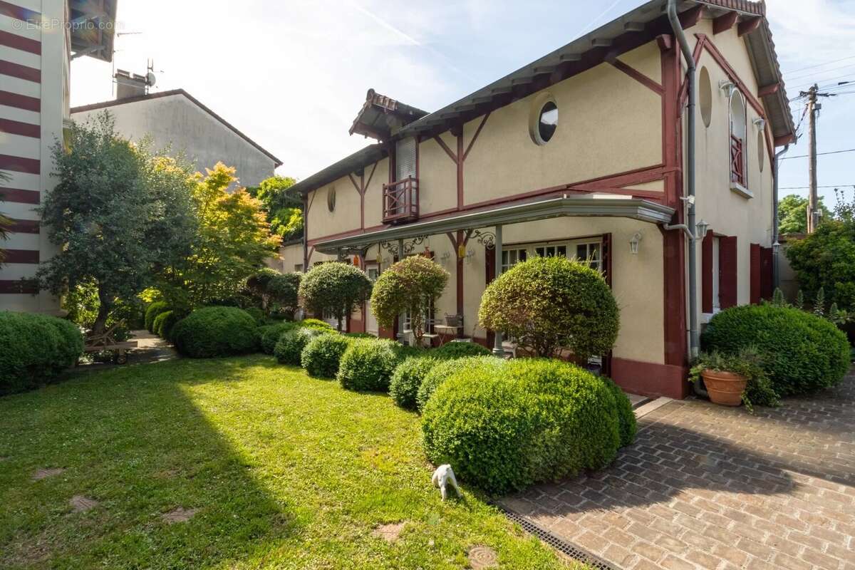 Maison à LIVRY-GARGAN