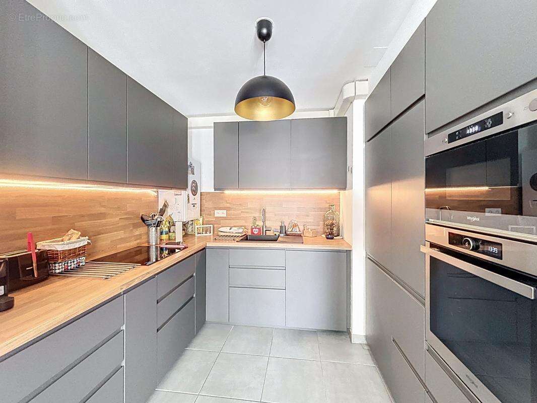 Appartement à LE CANNET