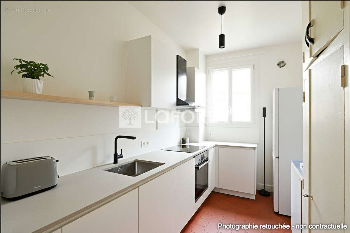 Appartement à PARIS-14E
