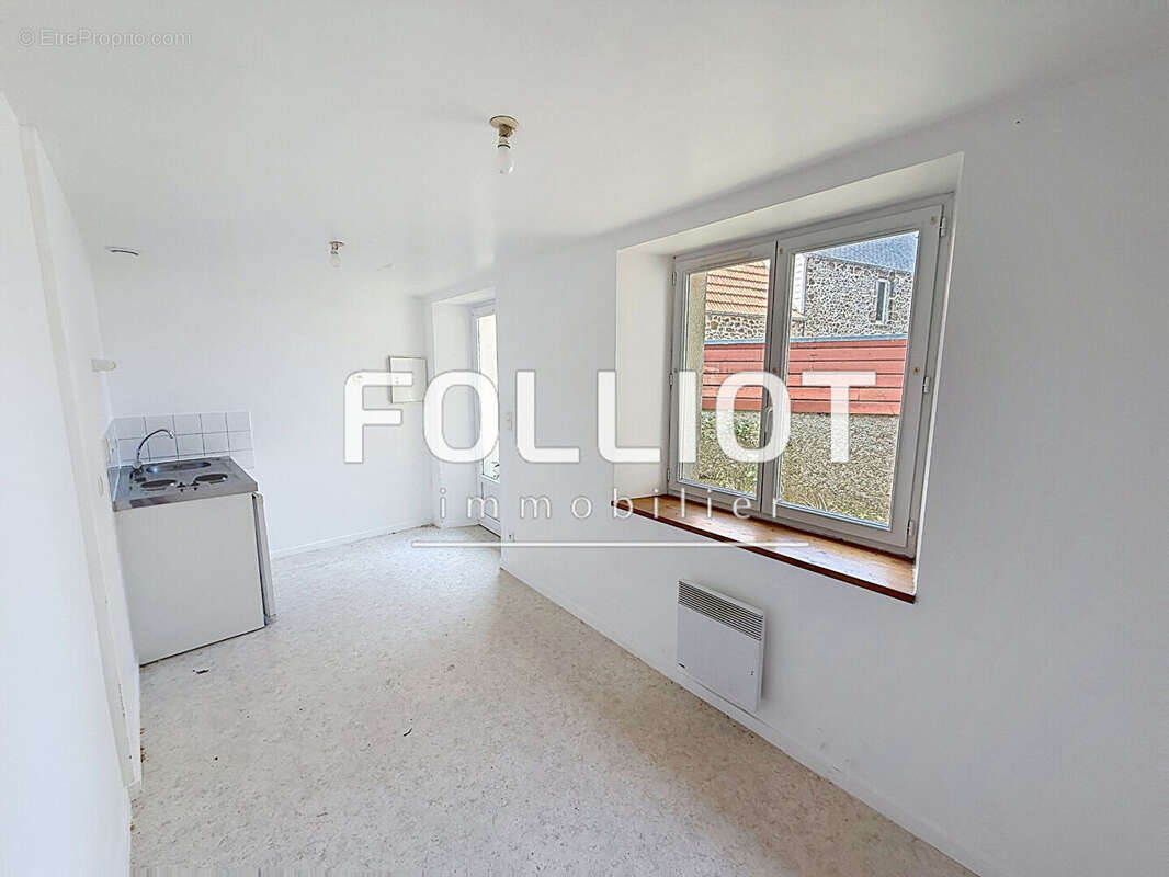 Immeuble gouville sur mer 20 pièce(s) 217 m2  9 appartements belle rentabilite possible - photo 3