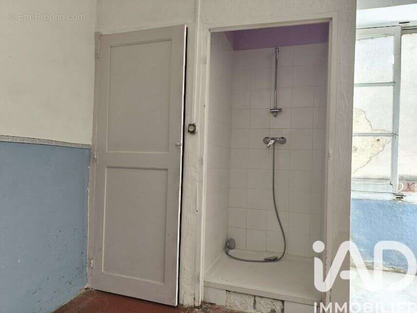 Photo 7 - Maison à ROGNES