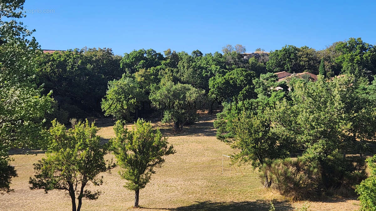 Appartement à PLAN-D'AUPS-SAINTE-BAUME