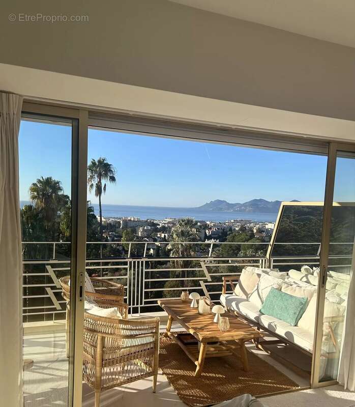 Appartement à CANNES