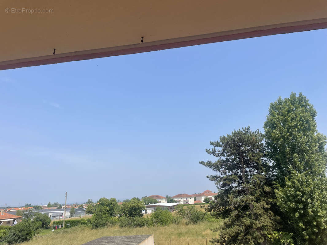 Appartement à RIORGES