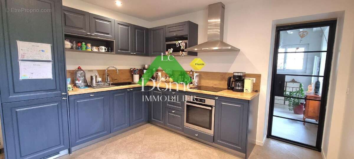 Maison 265 m² à Nesles-La-Vallee  - photo 4