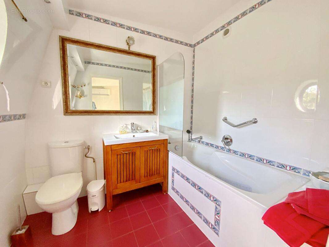 Maison à GENNEVILLIERS