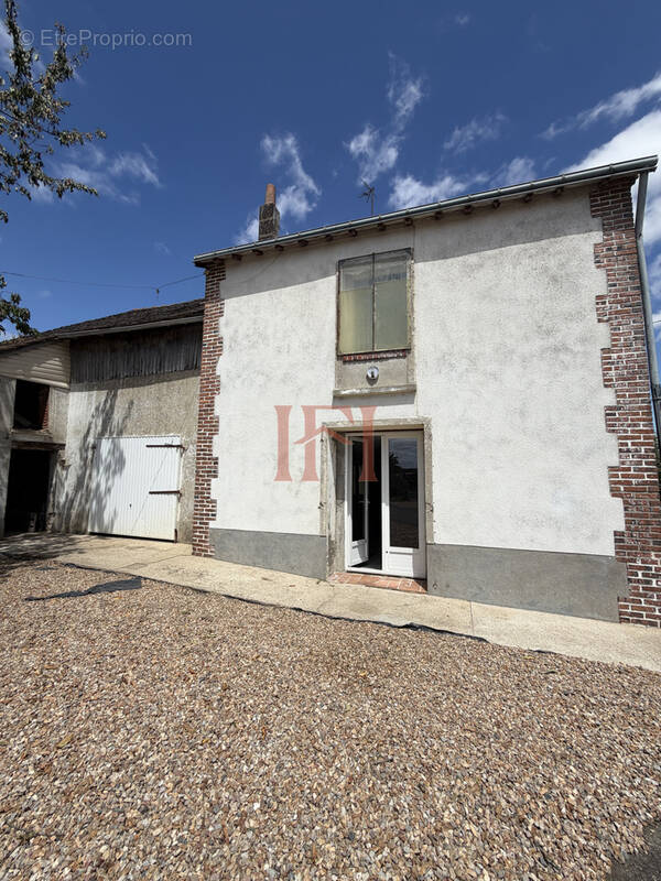 Maison a finir de rénover 6min de Cloyes - photo 1
