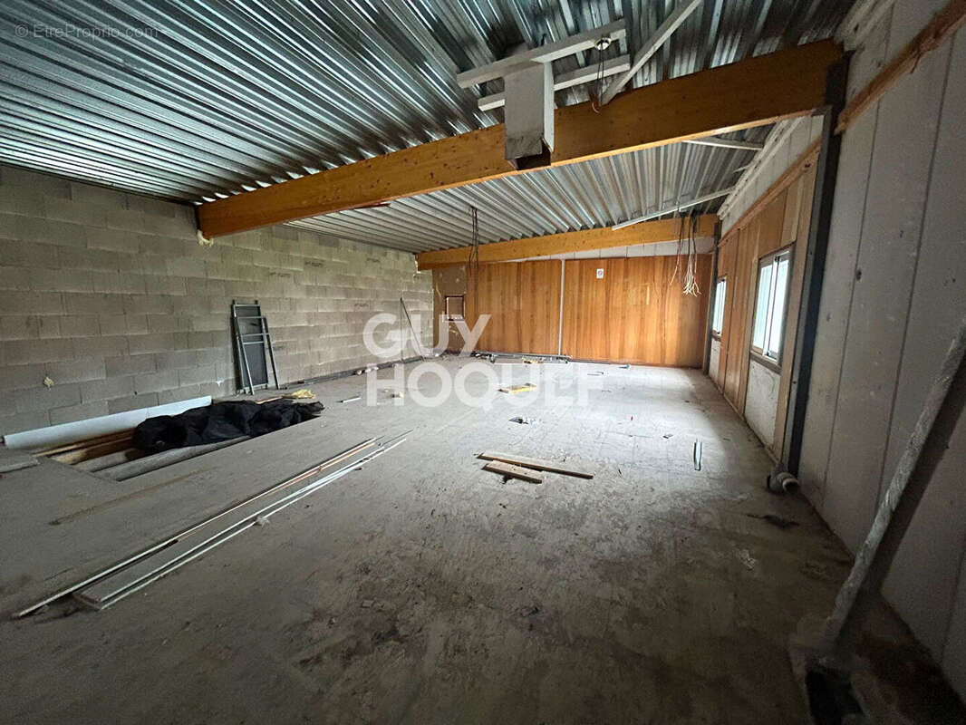 Commerce 177 m² à Cambronne-Les-Ribecourt  - photo 5