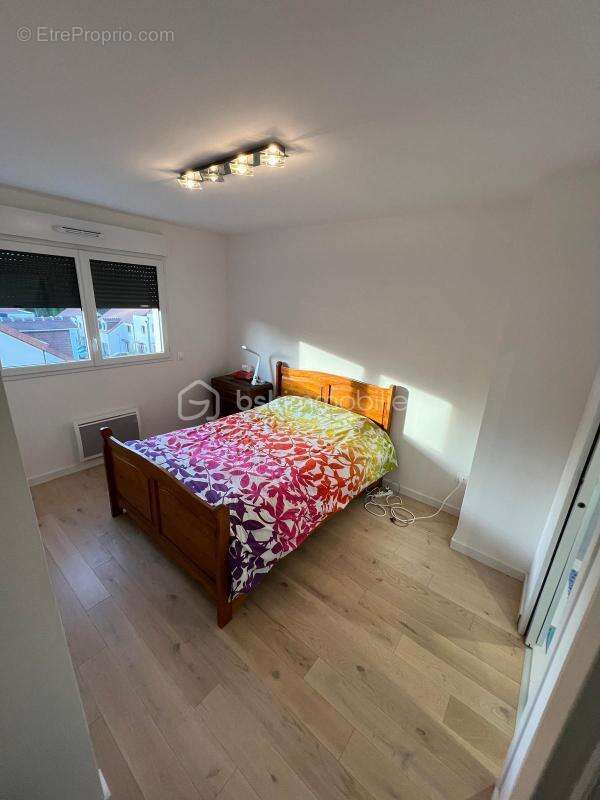 Maison à CHAMPS-SUR-MARNE