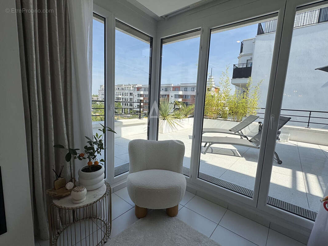Appartement Chessy 5 pièce(s) 94.12 m2 - photo 12