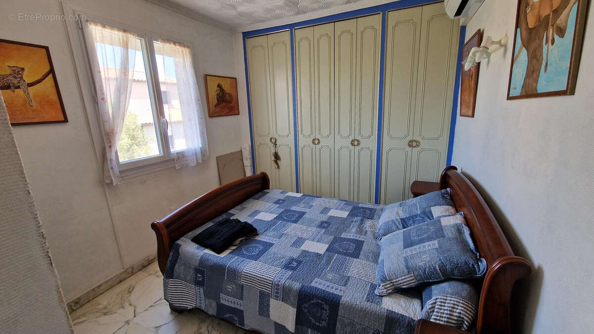 Maison à MAUGUIO
