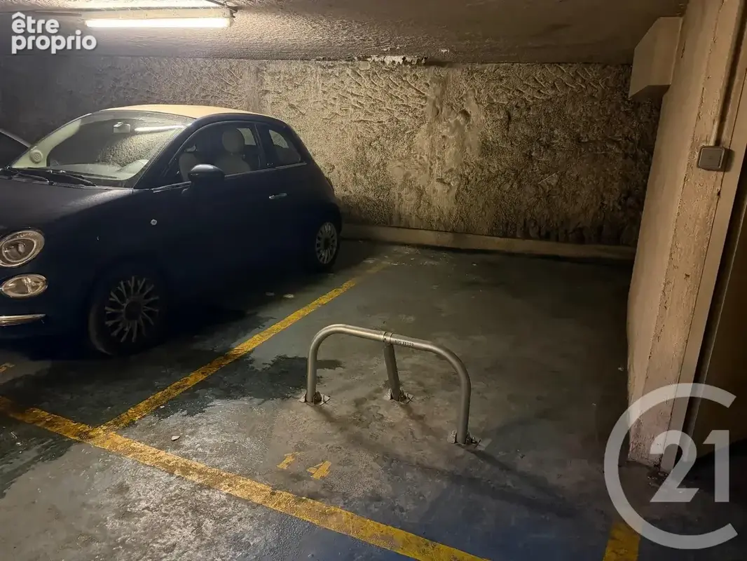 Photo Parking à Nice au prix de 35 000€