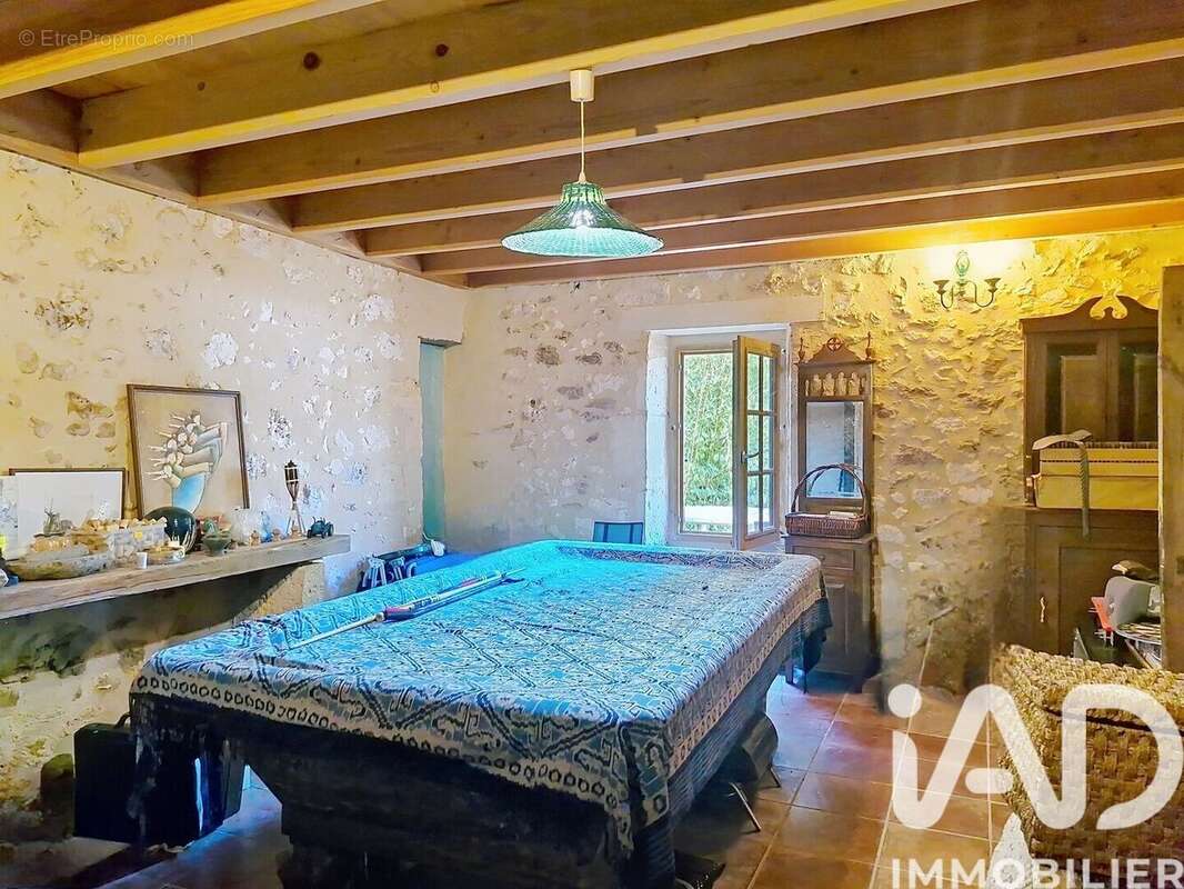 Maison 326 m² à Pessac-Sur-Dordogne  - photo 9