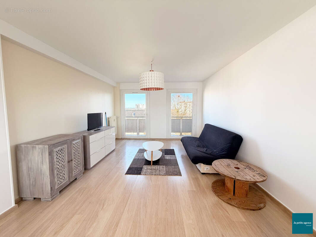Appartement à HEROUVILLE-SAINT-CLAIR