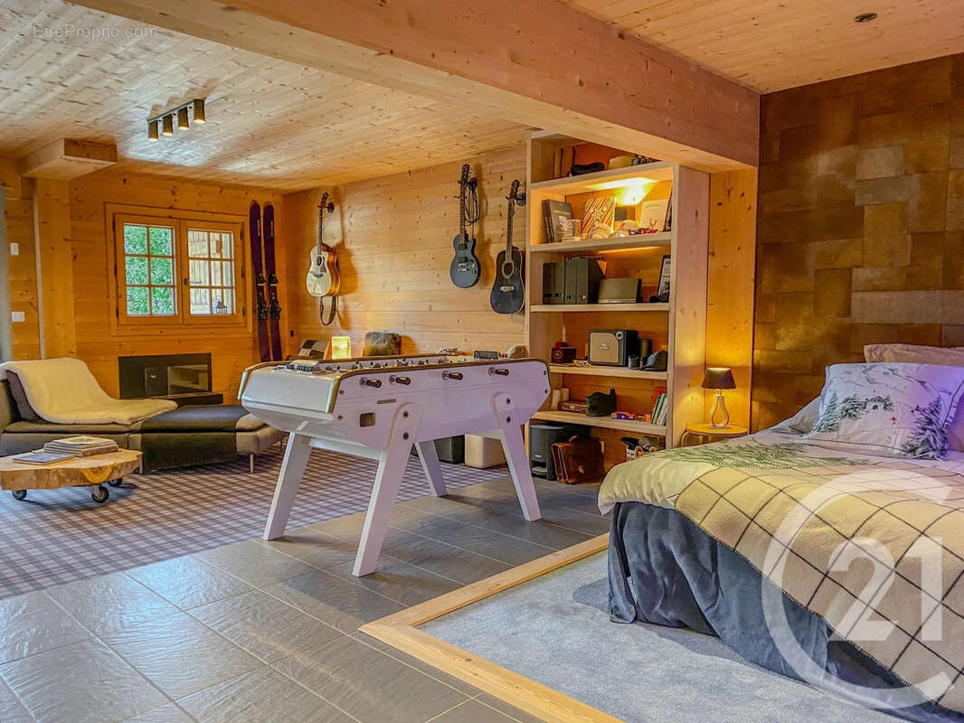 Maison à LARRINGES