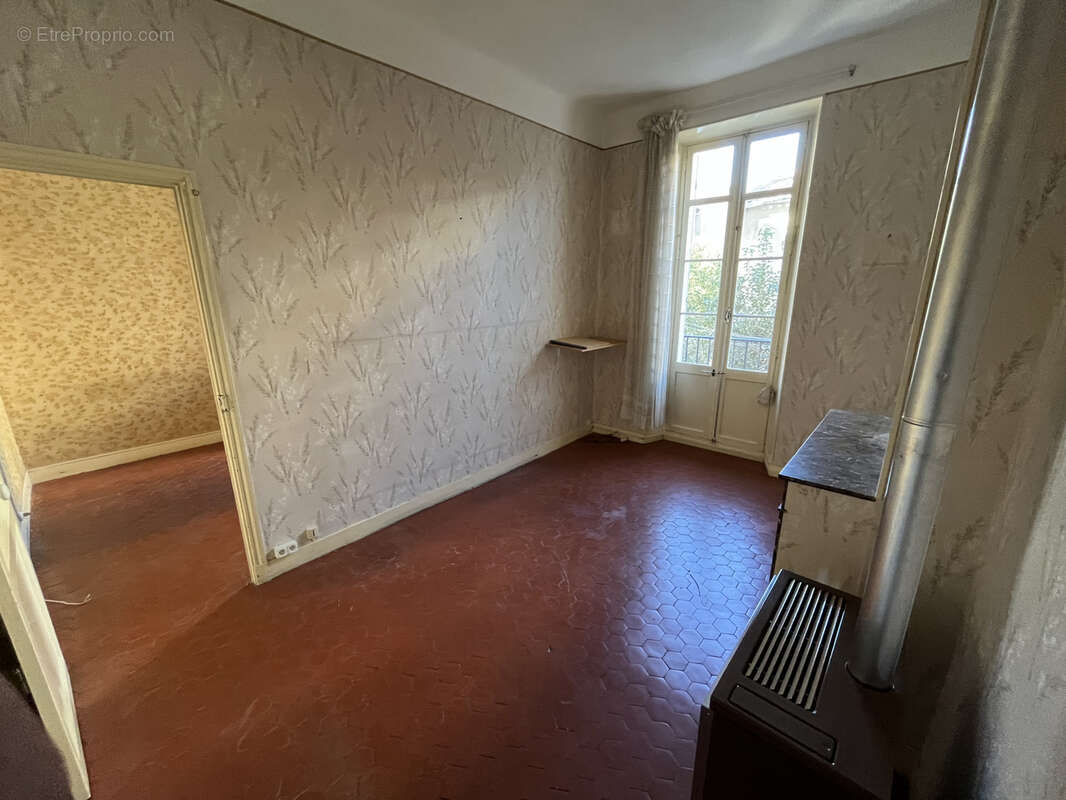 Appartement à MARSEILLE-6E