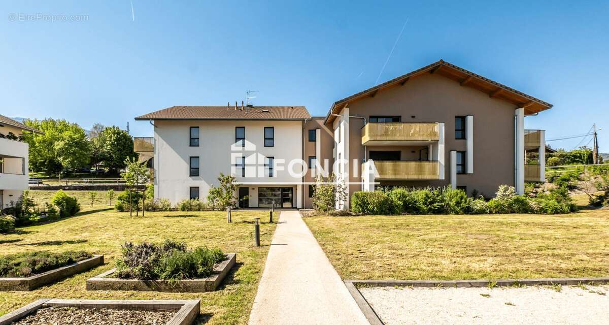 Appartement à AMANCY
