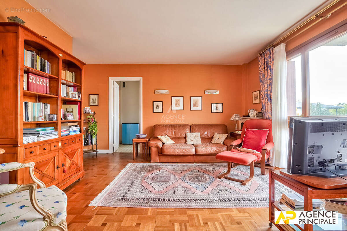 Appartement à MAISONS-LAFFITTE