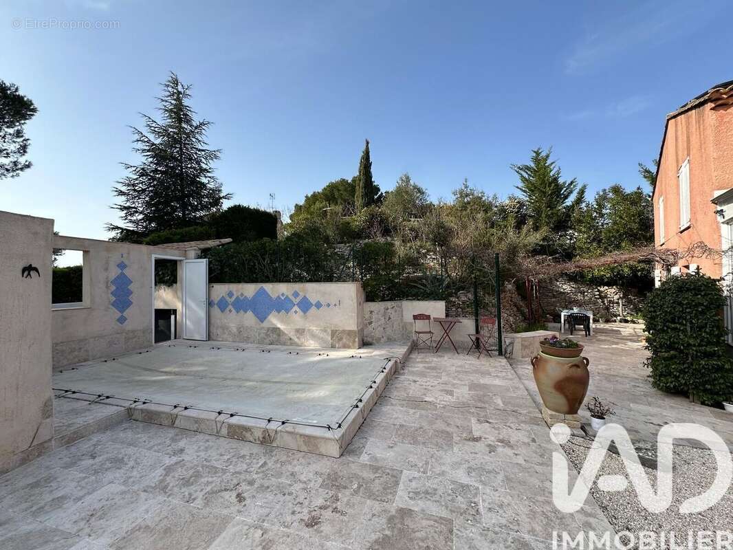 Photo 2 - Maison à VENTABREN
