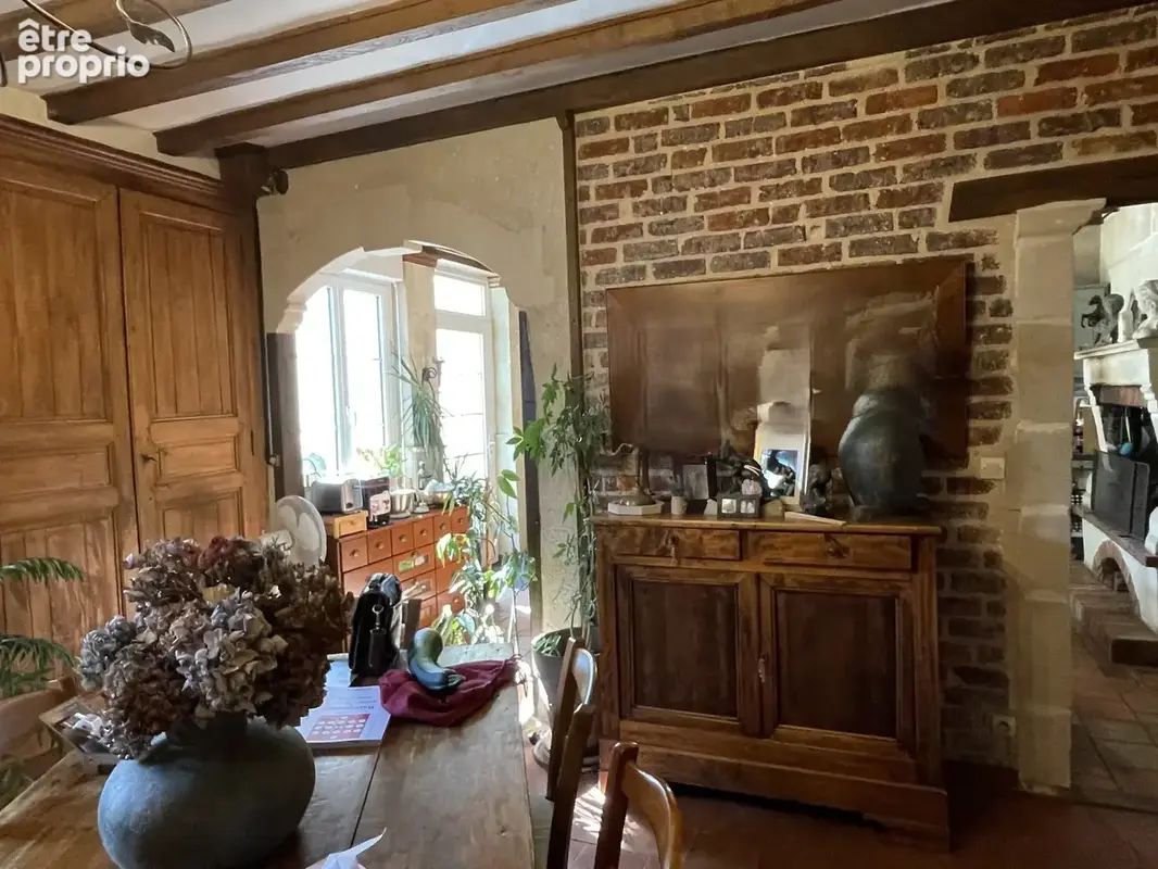 Maison de caractère - 4-5 chambres - dépendances et grange - photo 3