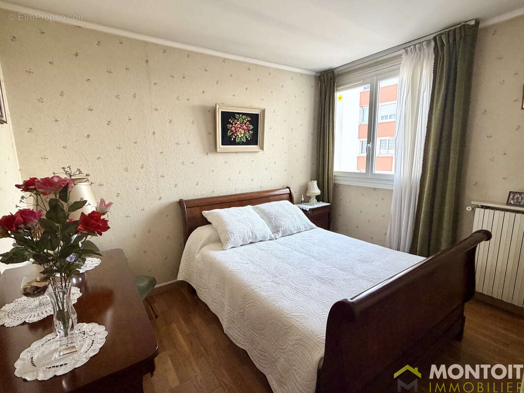 Appartement à THIAIS