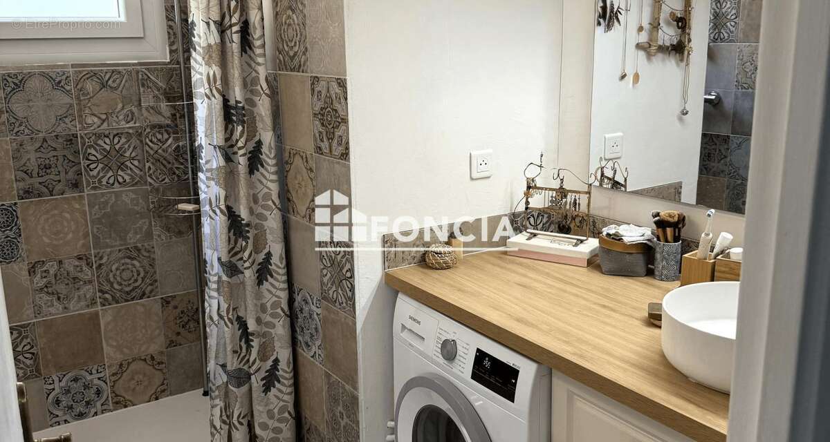 Appartement à HYERES