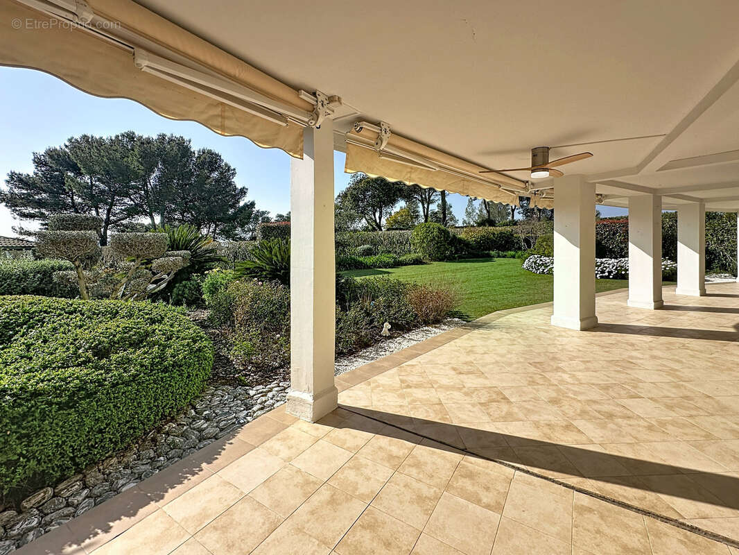 Appartement à SAINT-RAPHAEL