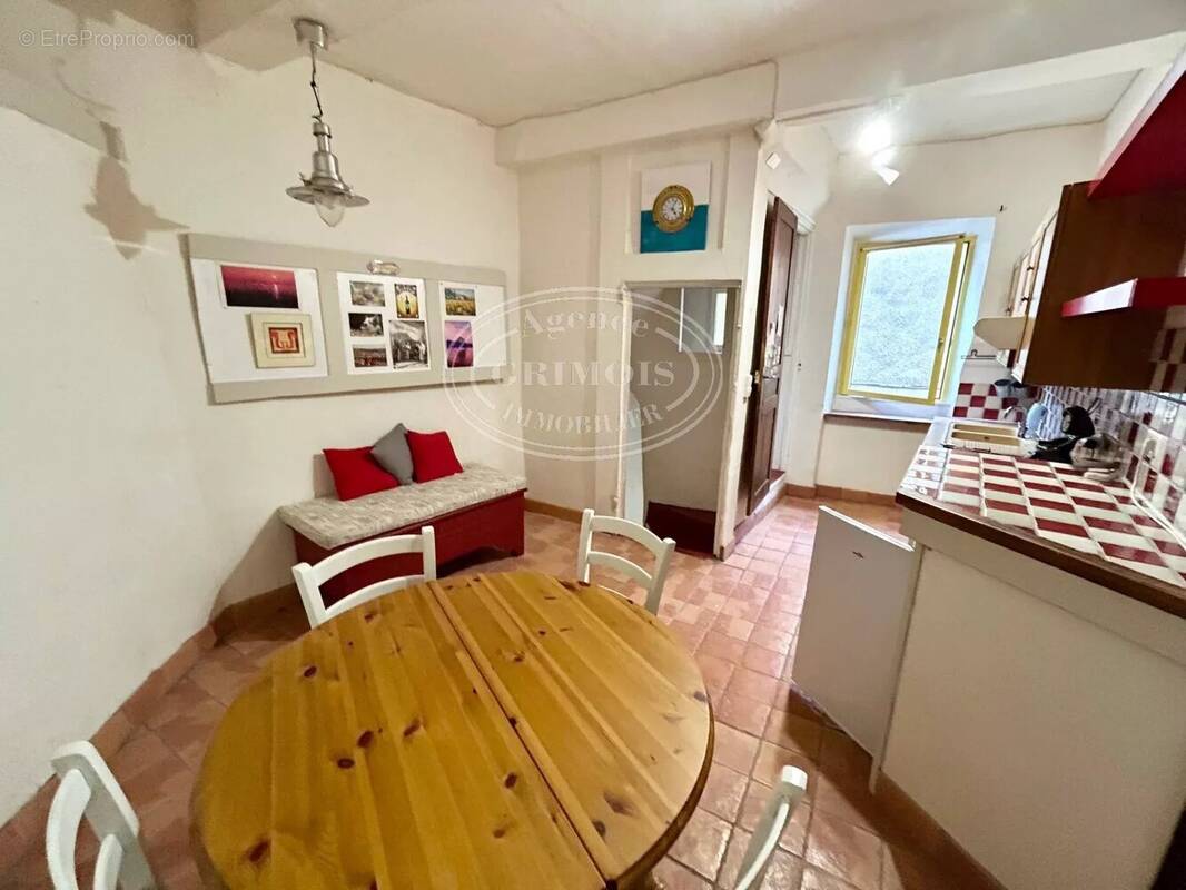 Maison à THEZAN-DES-CORBIERES