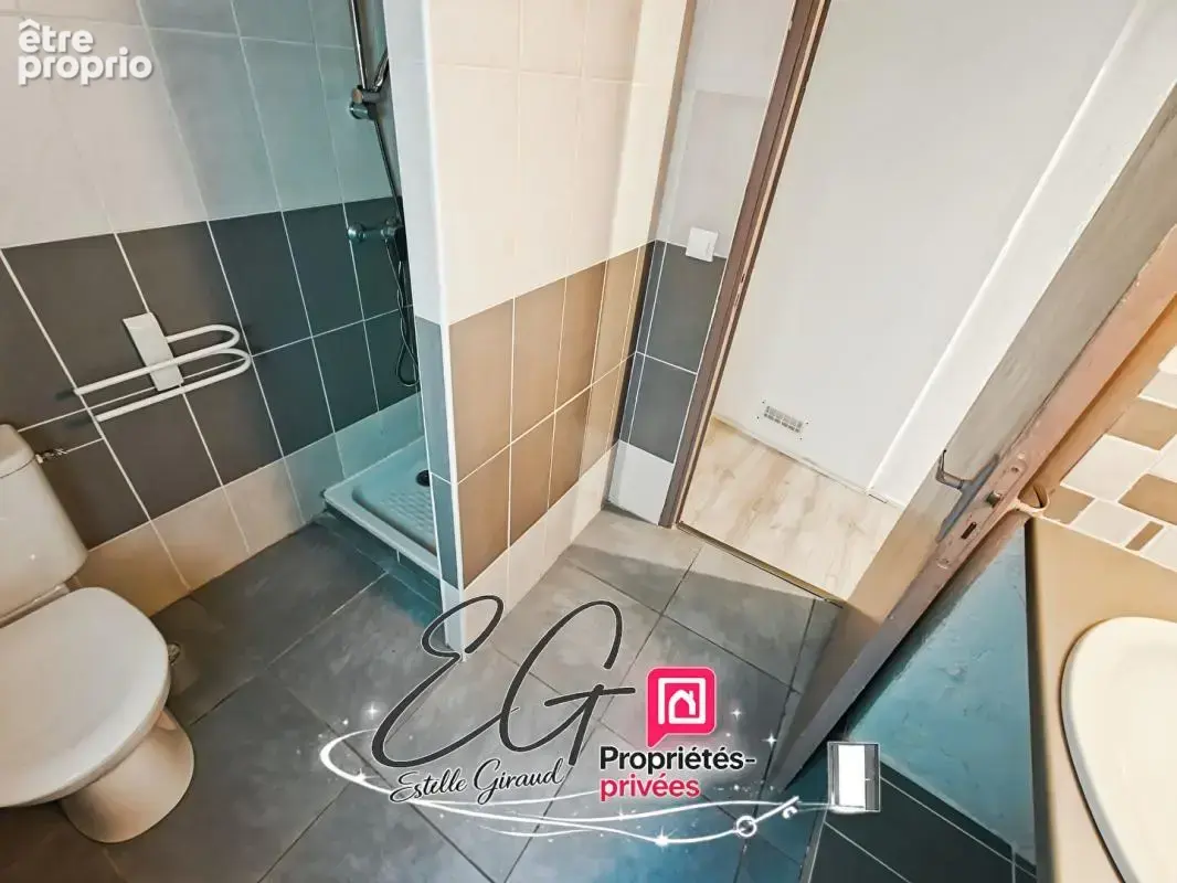 Maison de village avec cour, balcon et terrasse - Idéale premier achat ou investissement locatif - photo 16