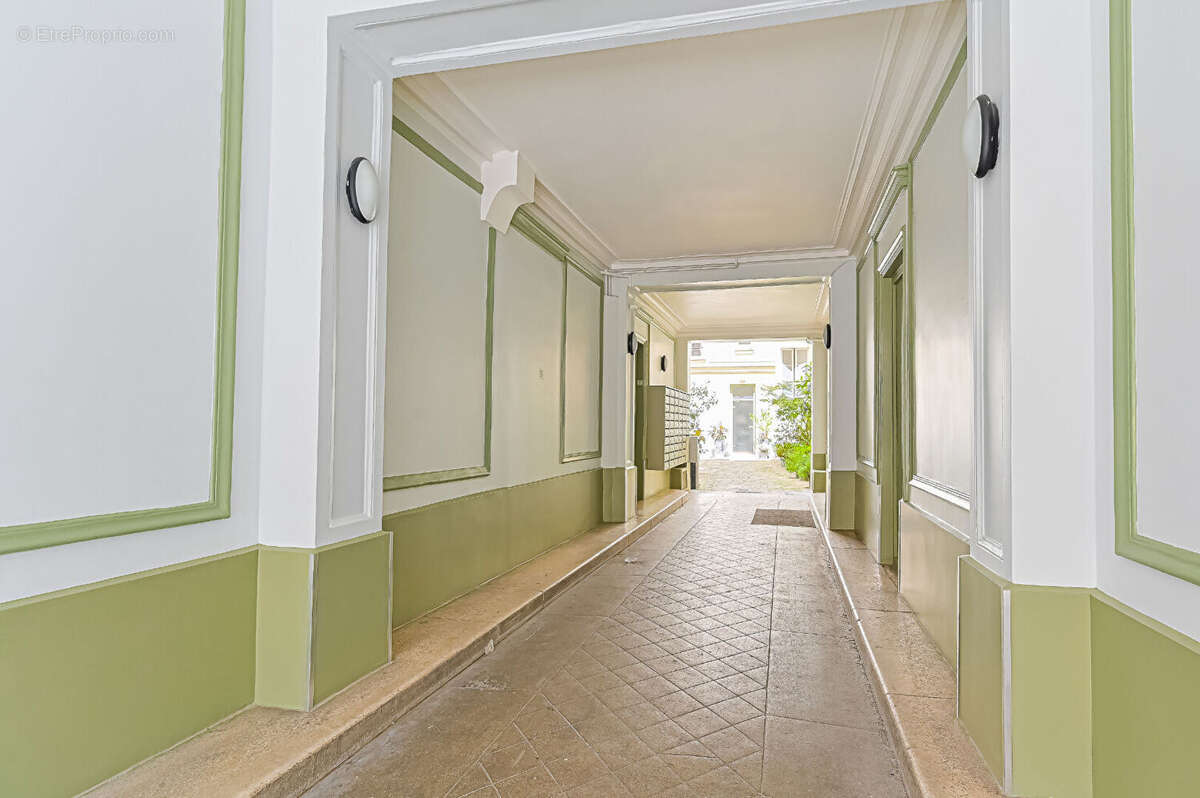 Appartement à PARIS-18E