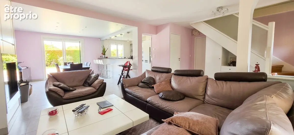 Maison individuelle 6 pièces chaleureuse , Plaisir quartier Sainte Apolline - photo 2