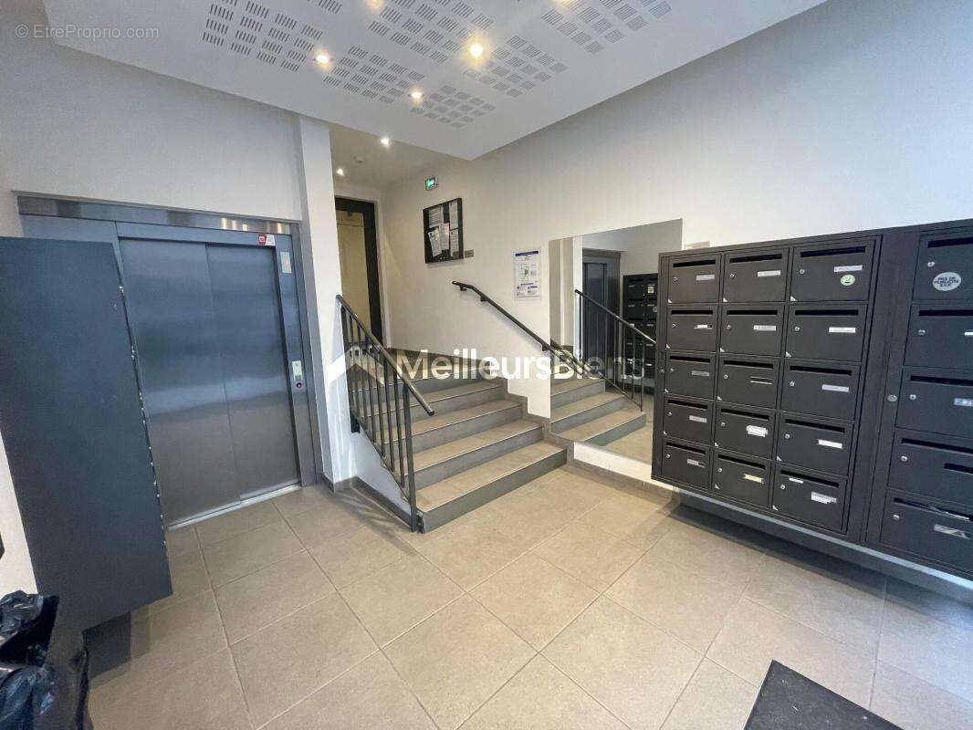 Appartement à LYON-6E