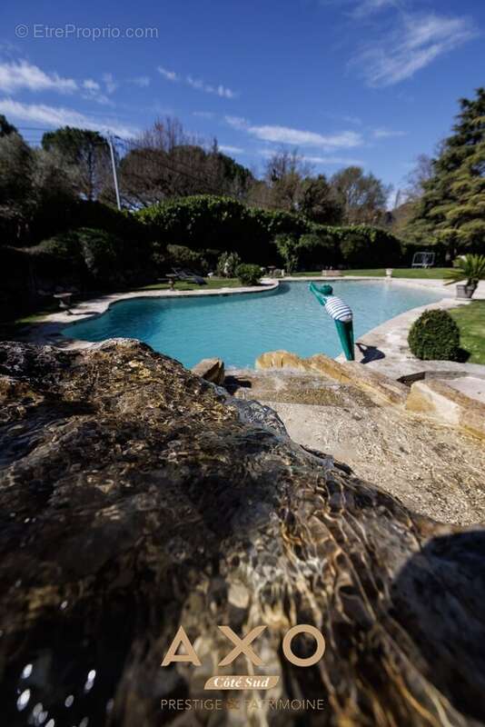 Maison à MEYRARGUES