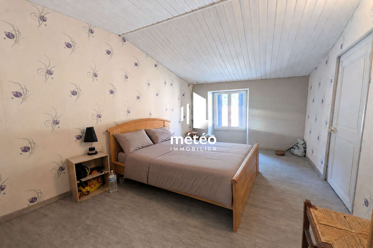 Maison en pierre - Centre ville Moutiers sur le Lay - photo 8