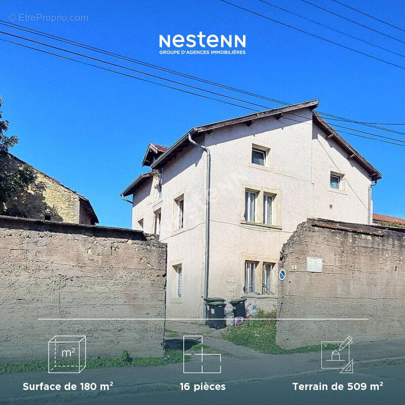 Appartement à VIC-SUR-SEILLE