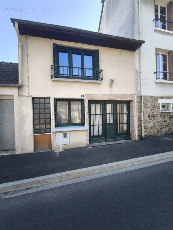 Maison à CHEZY-SUR-MARNE