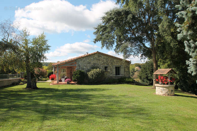 Maison à vendre 5 pièces proche de CASTELJALOUX (47)-3 chambres-garage 80m²-terrain 3930m² - photo 4