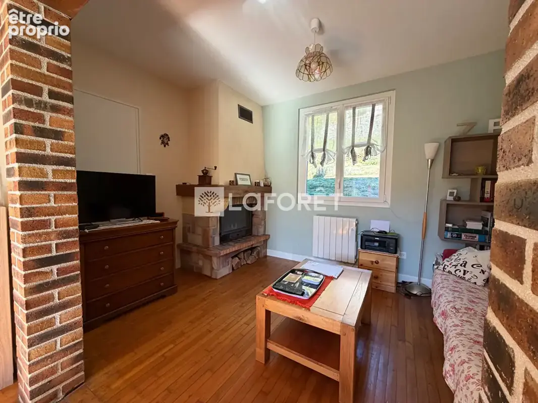 Secteur Vic Sur Cere maison 5 pièces118 m2 sur un parcelle de 340 m² - photo 6