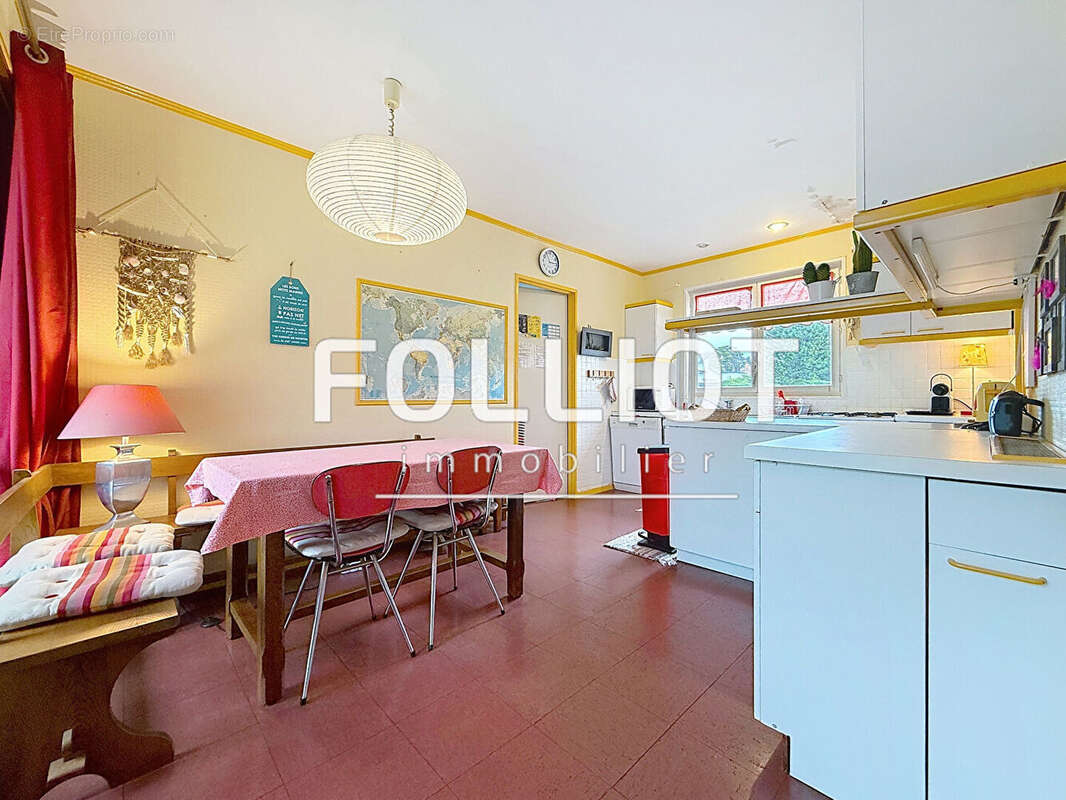 Maison à AGON-COUTAINVILLE