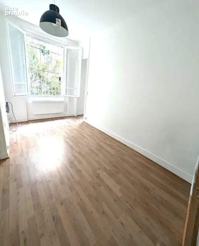 Appartement 30 m² à Paris-20e  - photo 2