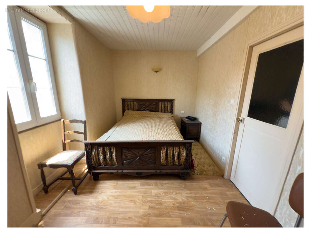Maison à AGONAC
