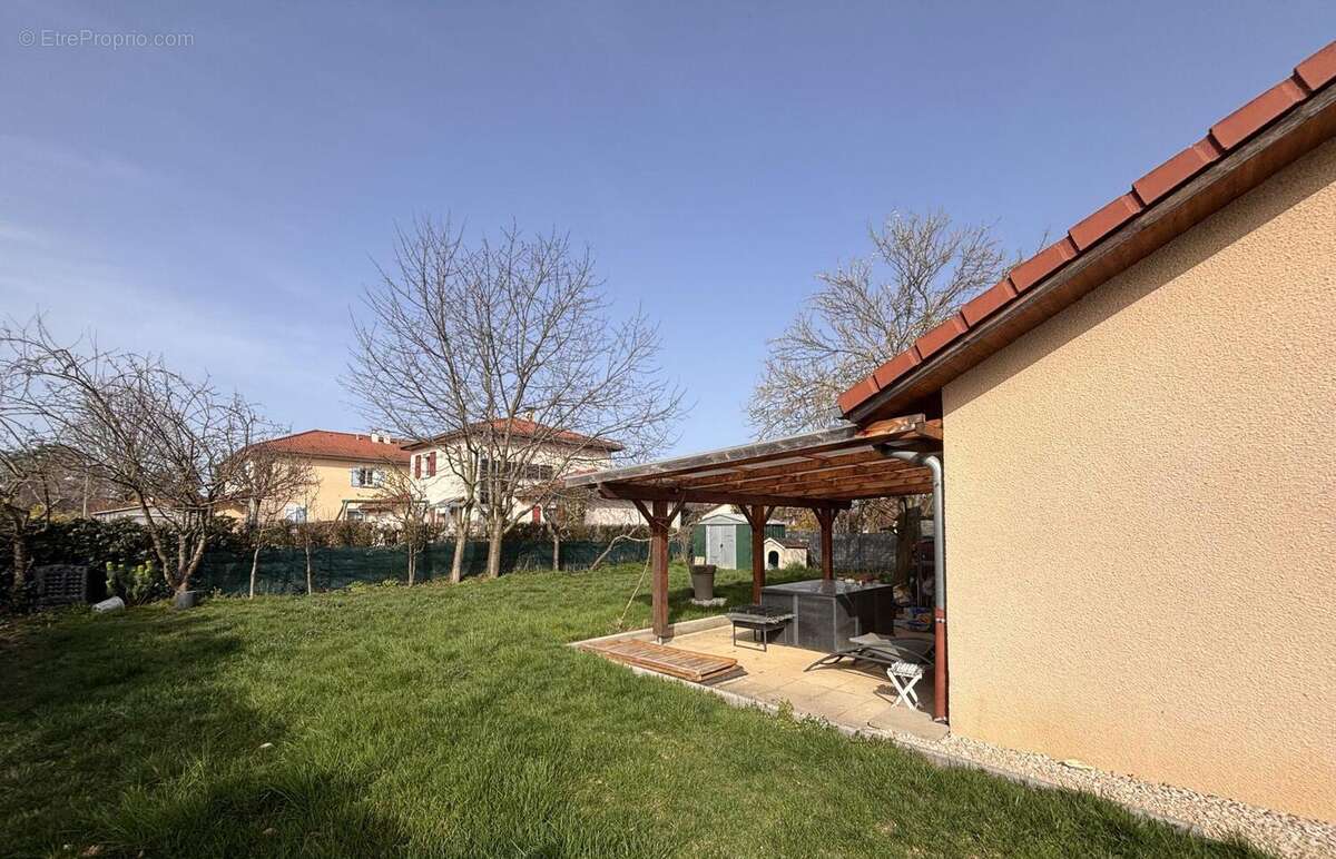 Maison à SARDIEU
