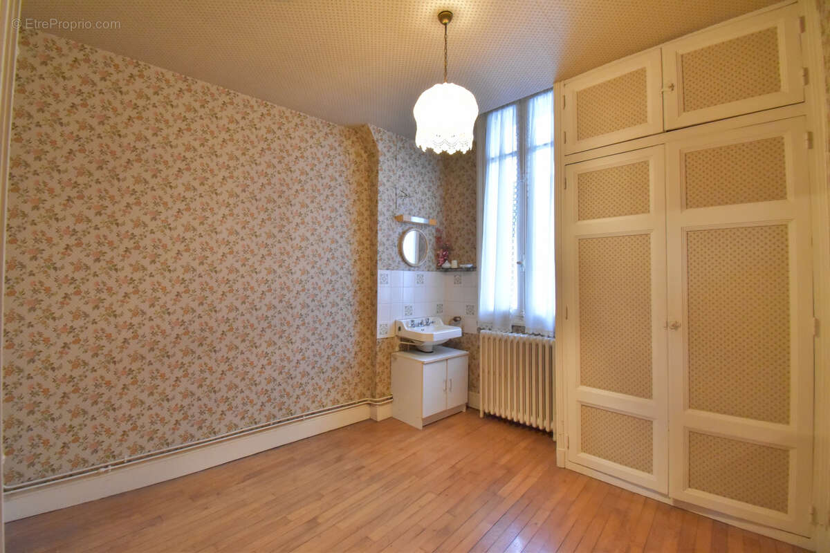 Maison à MOULINS